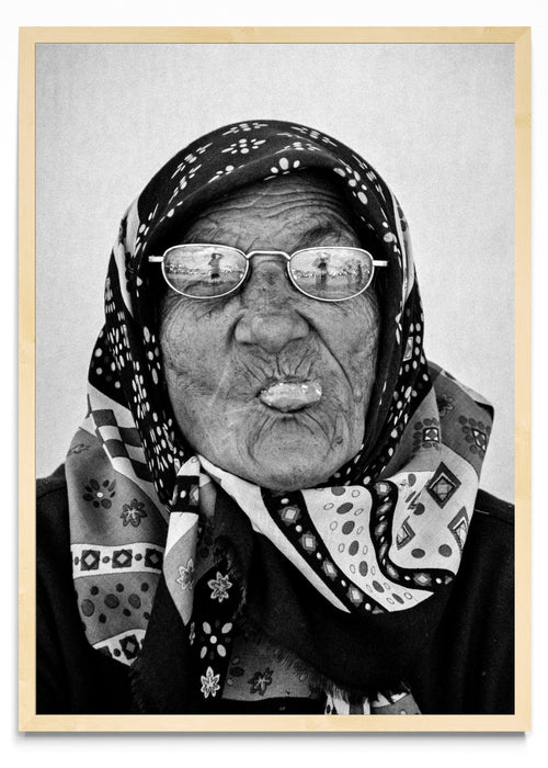 Burlándome de vos - Retrato MC