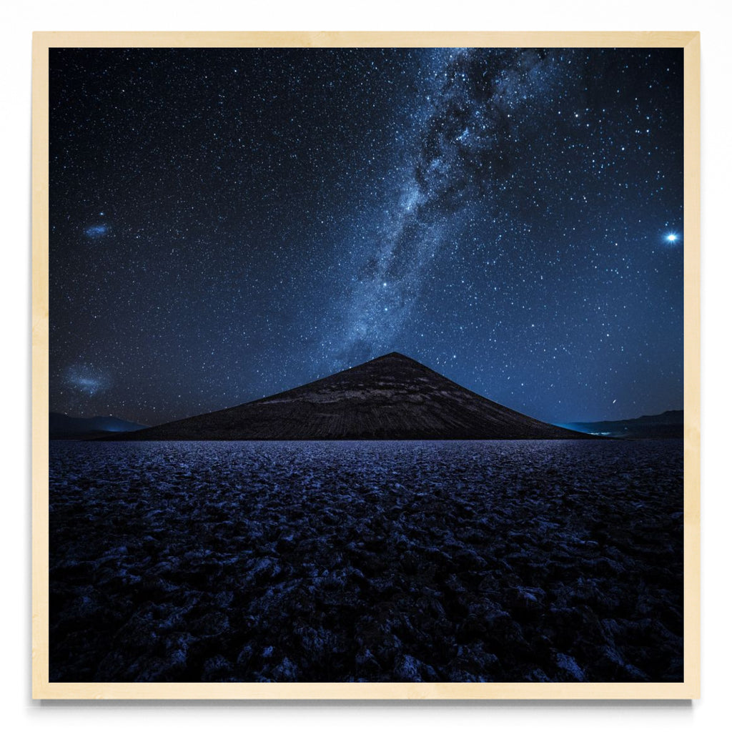 Cono de Arita Iluminado por la via láctea - Cuadrado MC