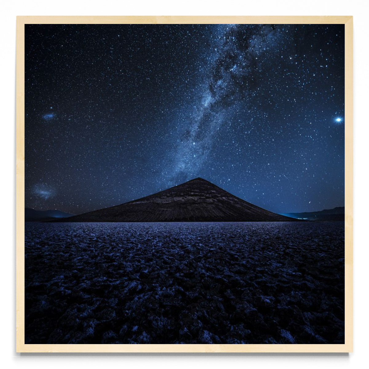 Cono de Arita Iluminado por la via láctea - Cuadrado MC
