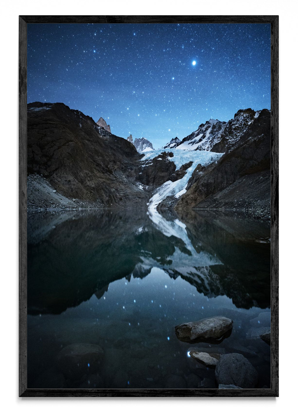 Glaciar Piedras Blancas iluminado por las estrellas - FotoV N