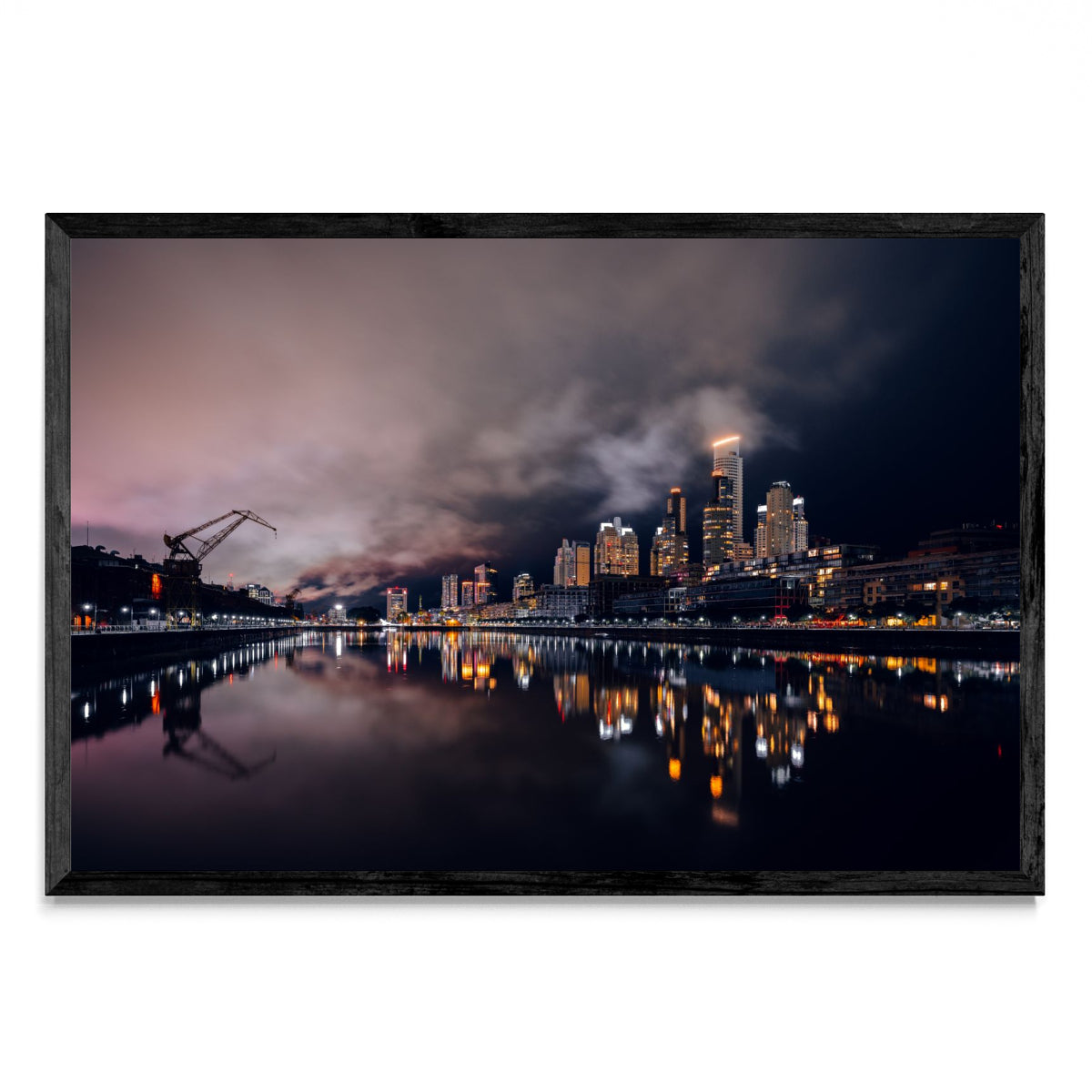 Noche de nubes bajas en Puerto Madero - FotoH N