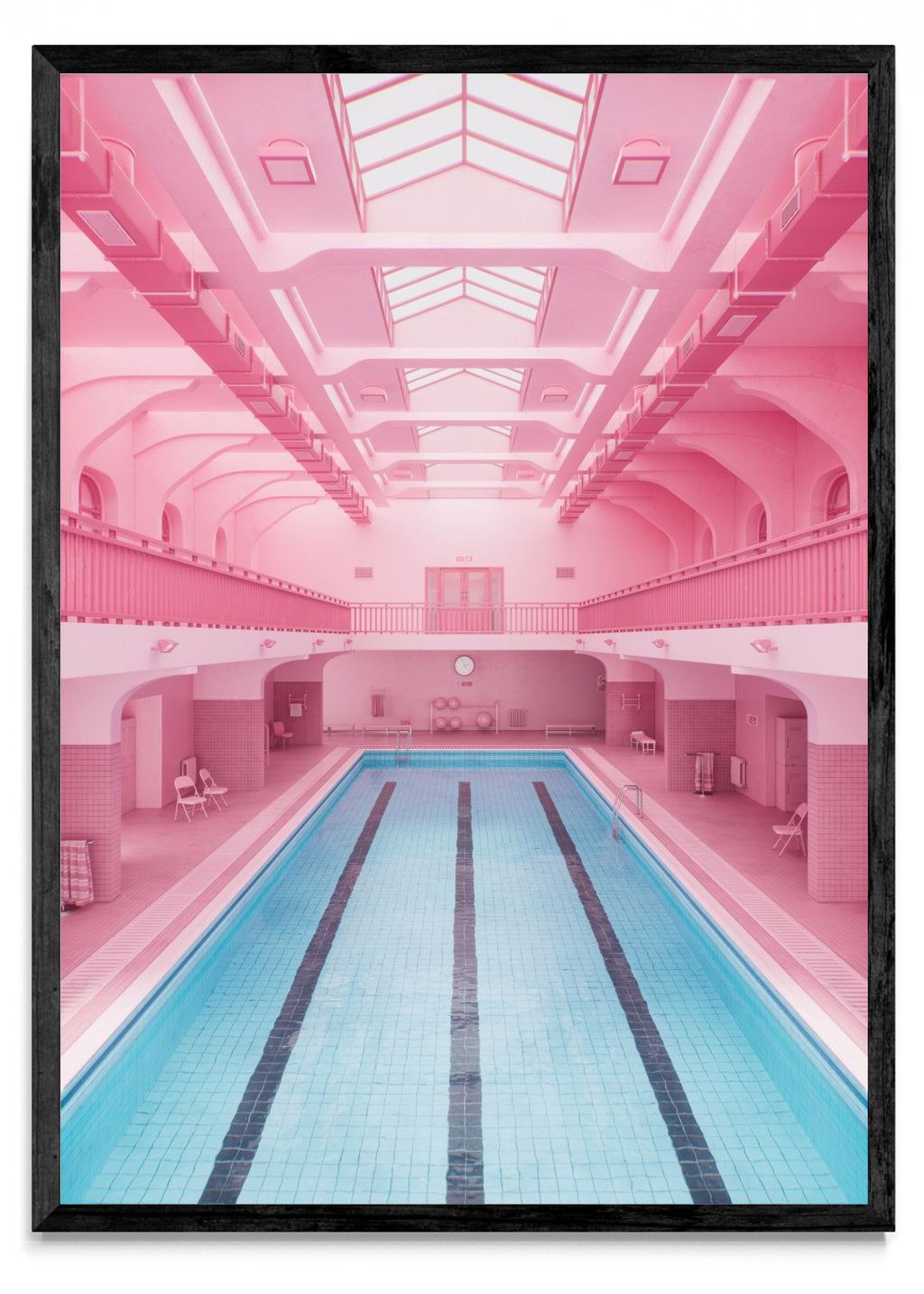 Public Pool - Open Shot - Retrato N
