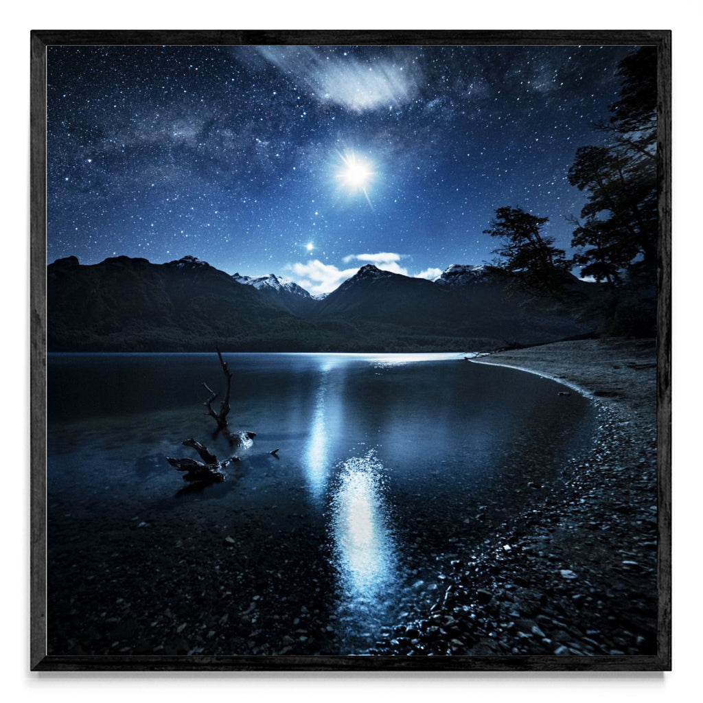 Venus y la luna reflejadas sobre el lago - Cuadrado N