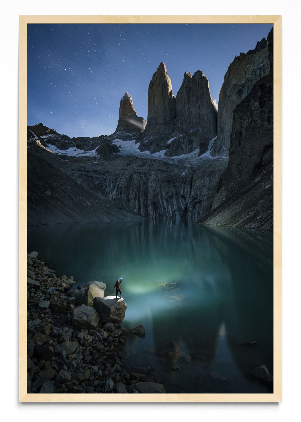 Contra luz de luna llena en Torres del Paine - FotoV MC