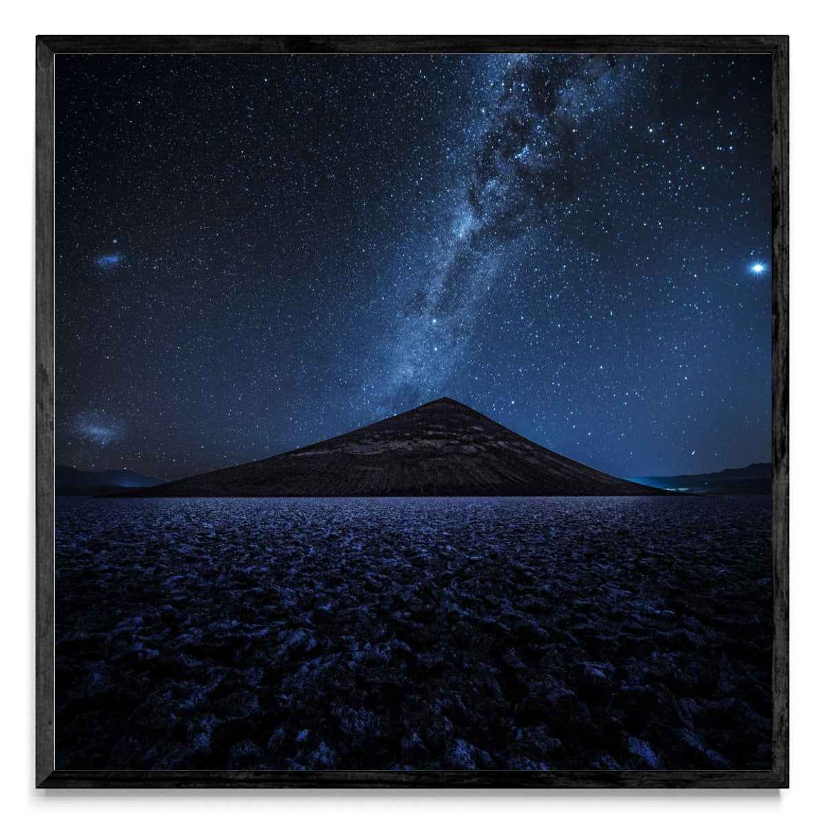 Cono de Arita Iluminado por la via láctea - Cuadrado N