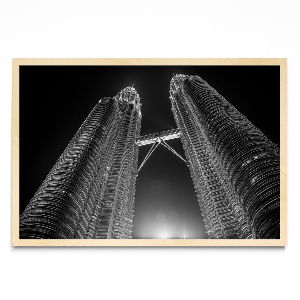 Petronas - FotoH MC