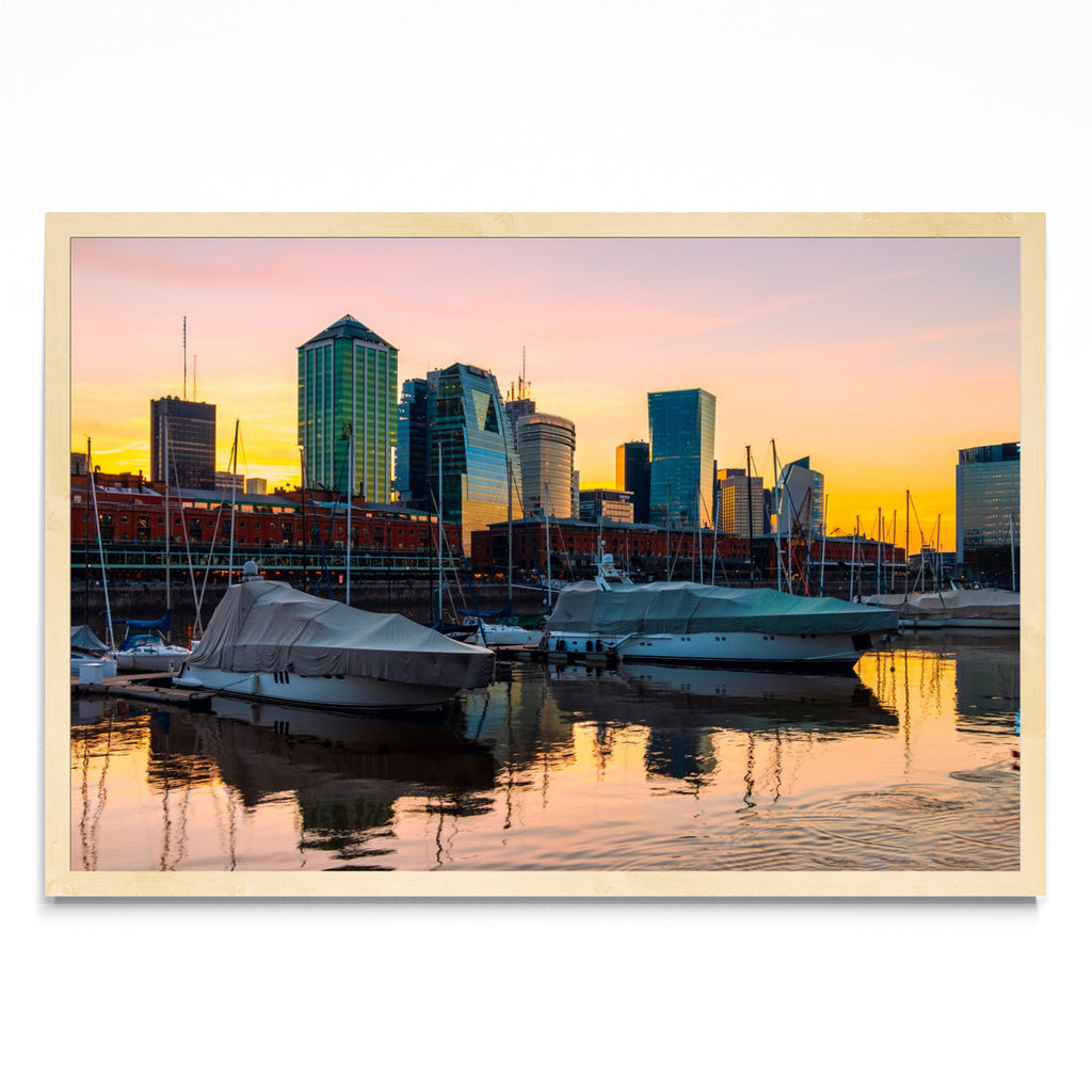 Reflejos de un atardecer en el dique 4 - FotoH MC