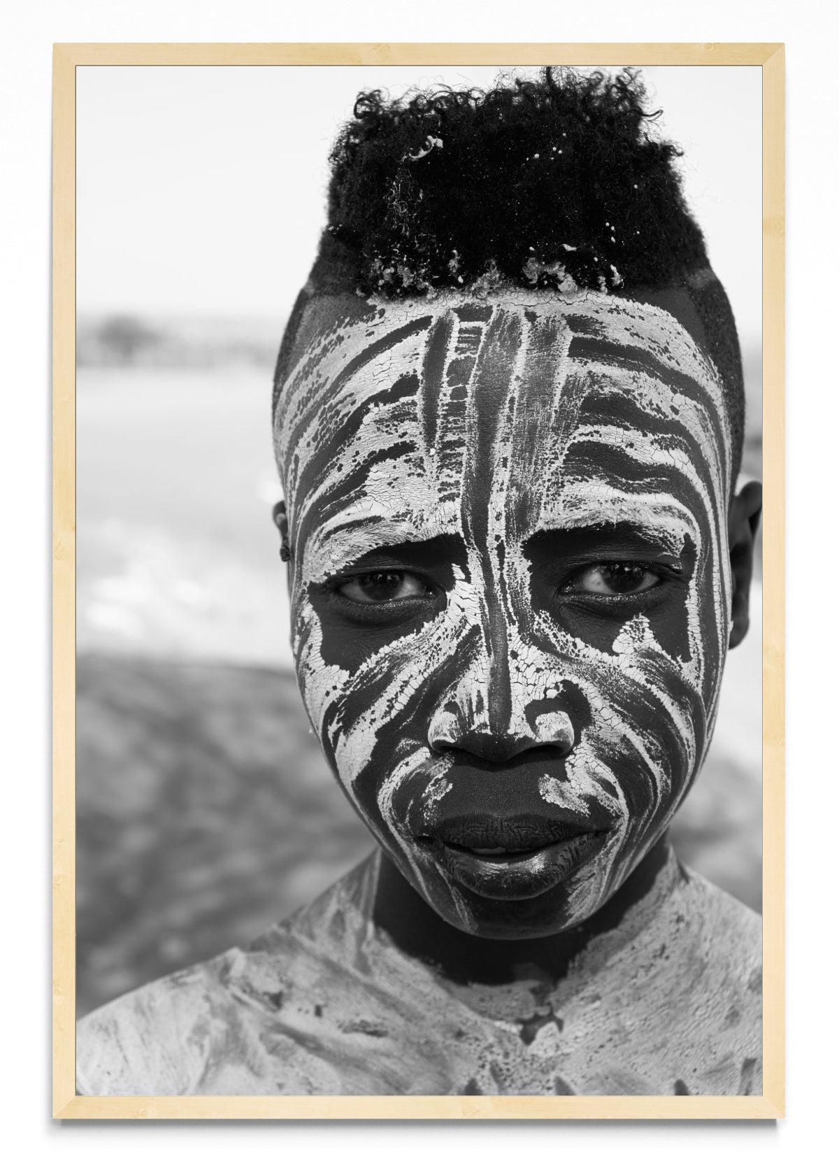 Niño de tribu del sur en Ethiopia. - FotoV MC