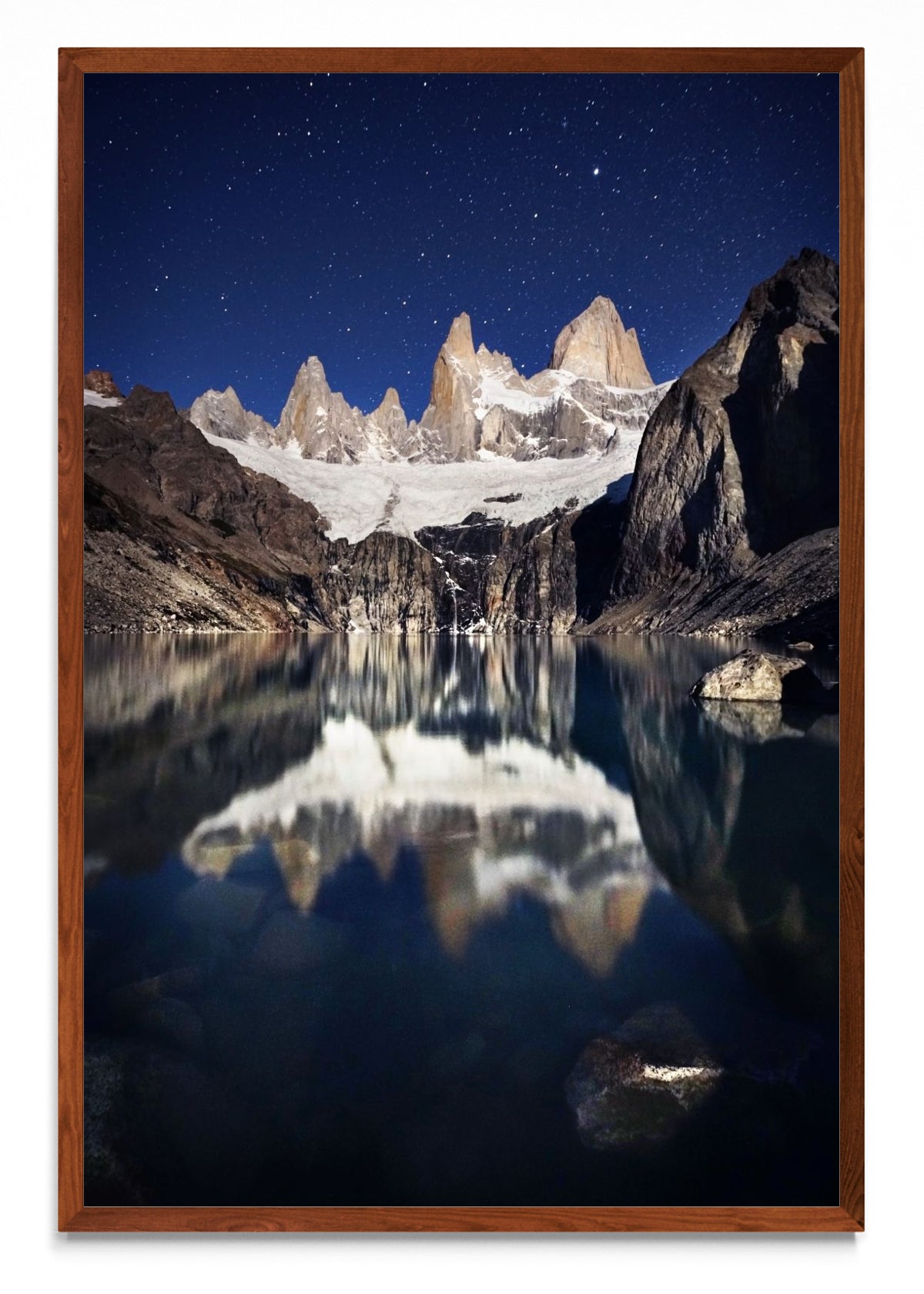 El Chalten iluminado por las estrellas - FotoV MO
