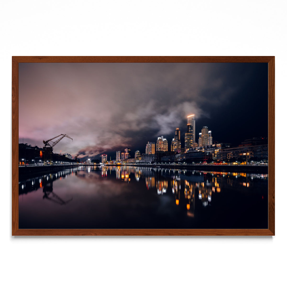 Noche de nubes bajas en Puerto Madero - FotoH MO