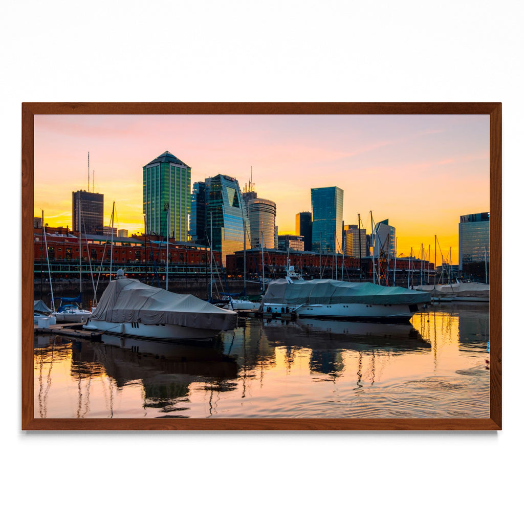 Reflejos de un atardecer en el dique 4 - FotoH MO