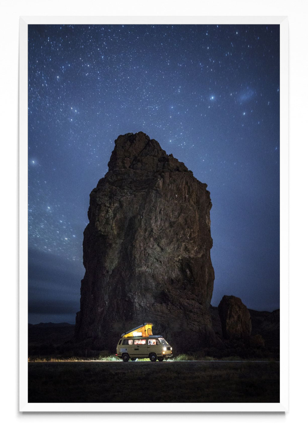 Piedra Parada a la luz de las estrellas - FotoV BL