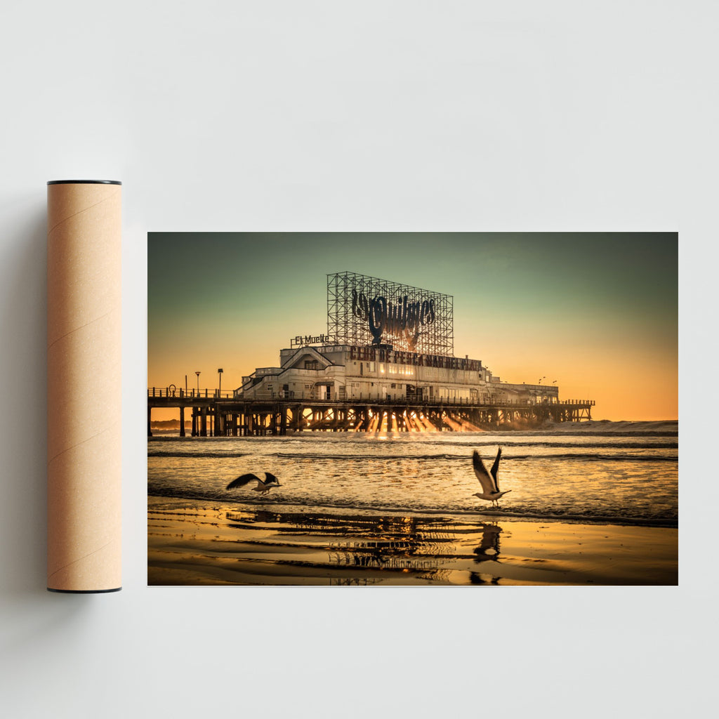 Amanecer en el muelle de pescadores - FotoH solo print