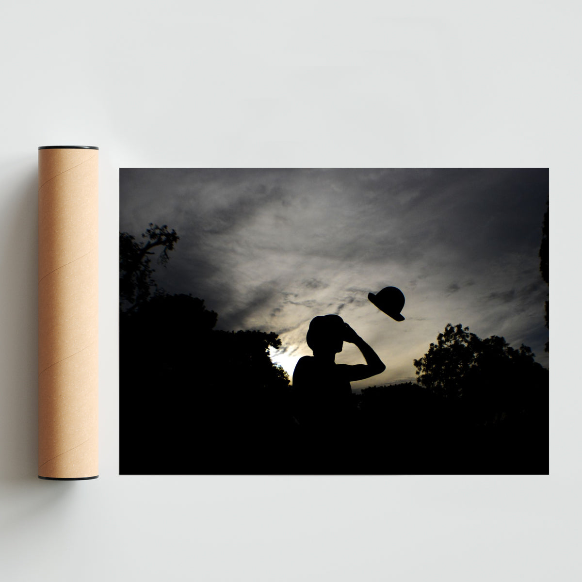 Una de dos, o le sobra un sombrero o le falta una cabeza - Paisaje Solo print