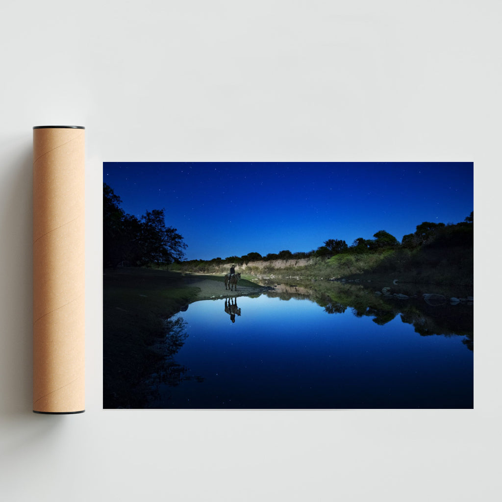 Caballo pastando estrellas - FotoH solo print
