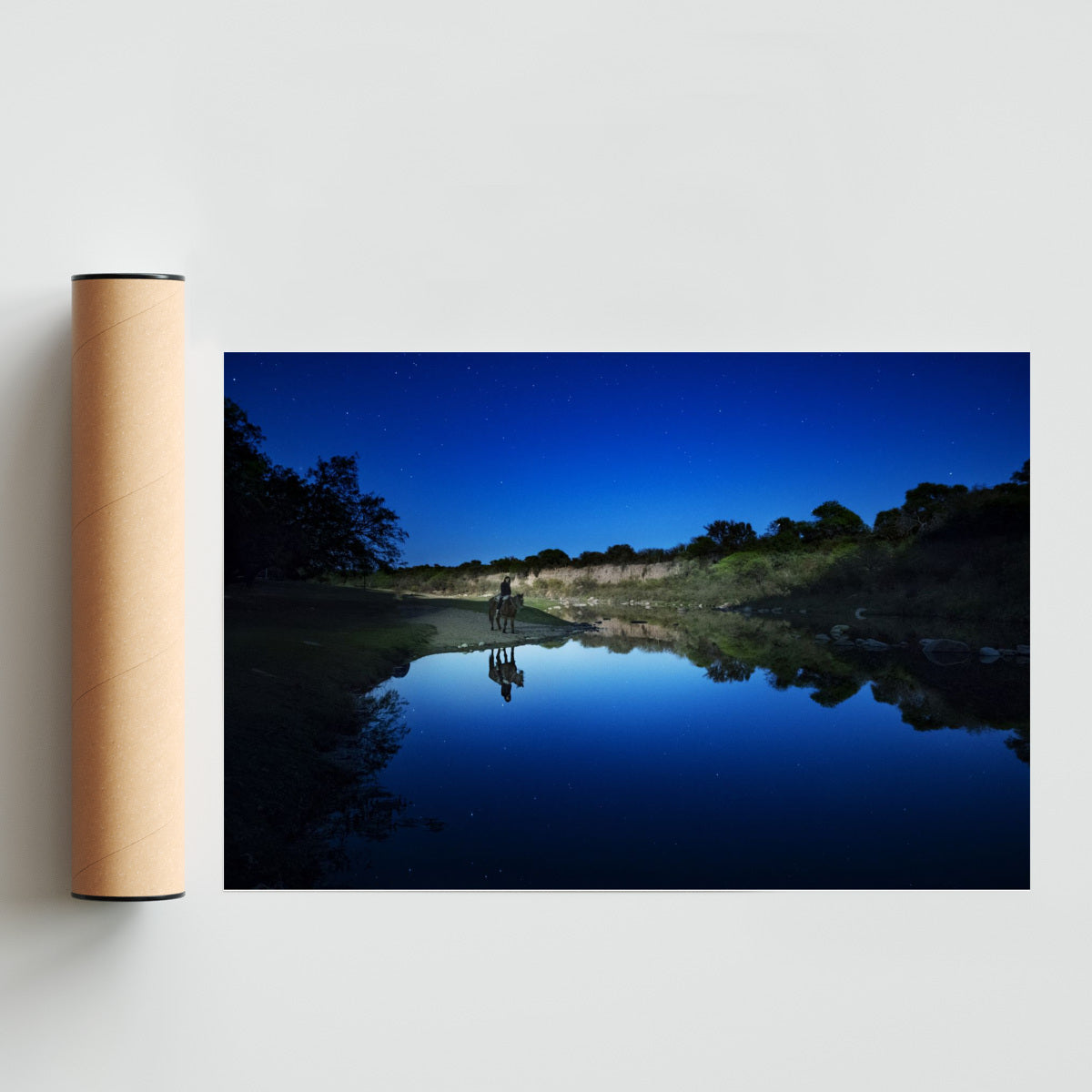 Caballo pastando estrellas - FotoH solo print