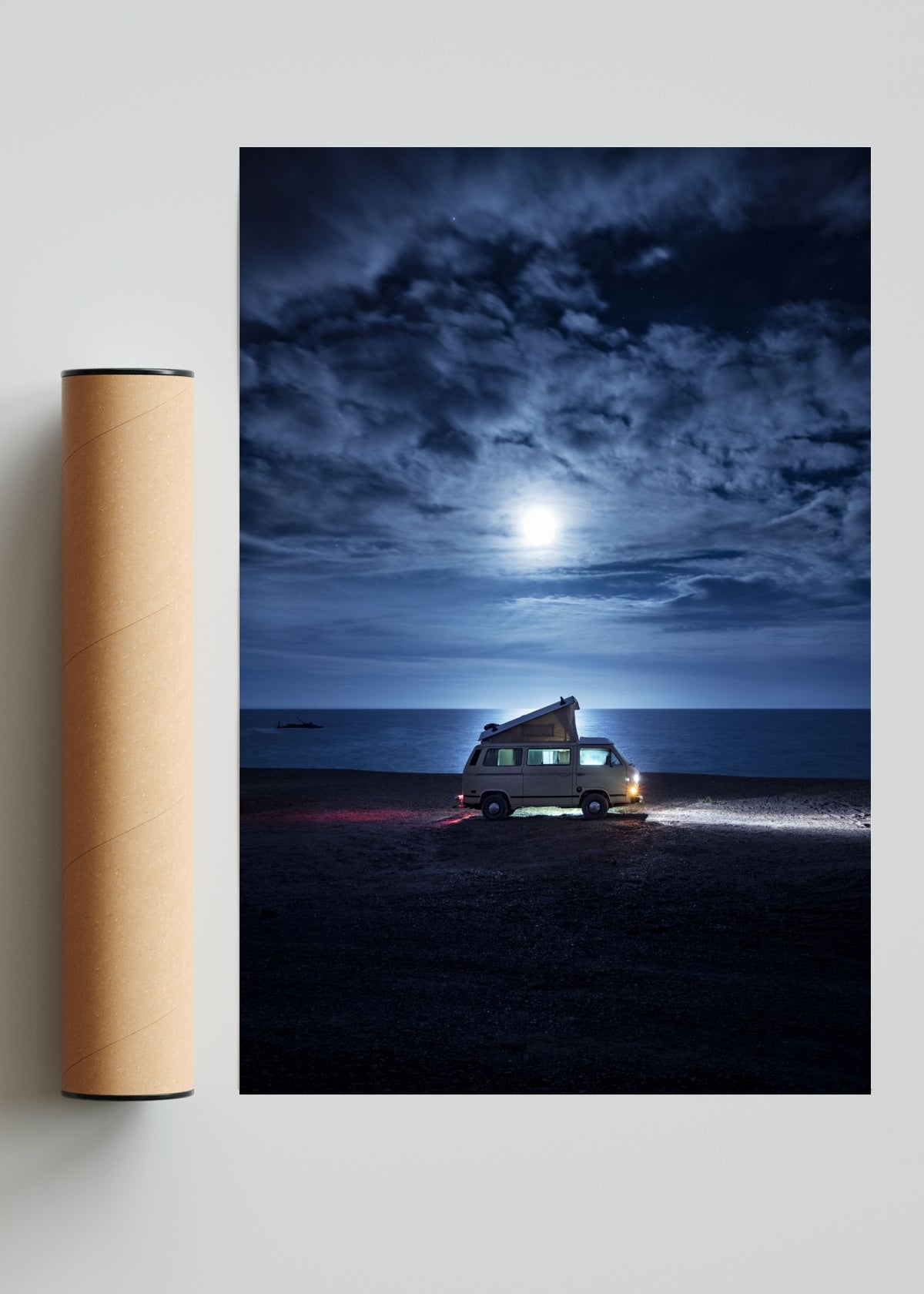 Luna - FotoV Solo print