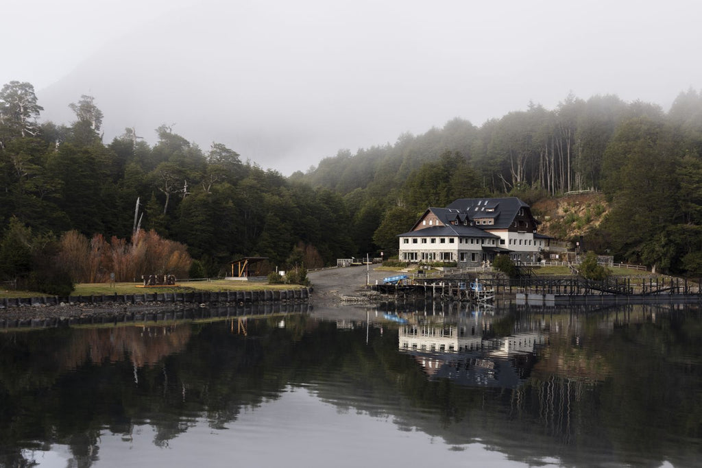 Reflejos en Puerto Blest