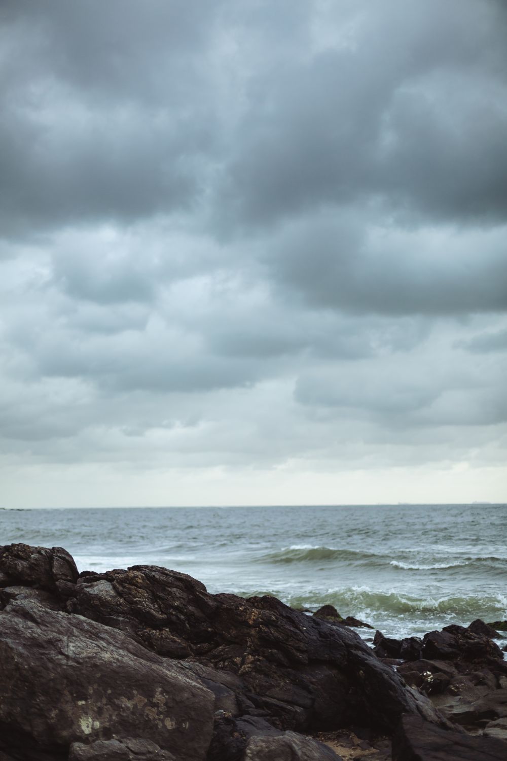 Las rocas y el mar