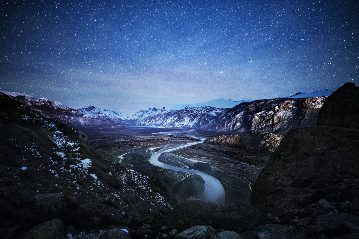 El Rio de las Vueltas Iluminado por las Estrellas