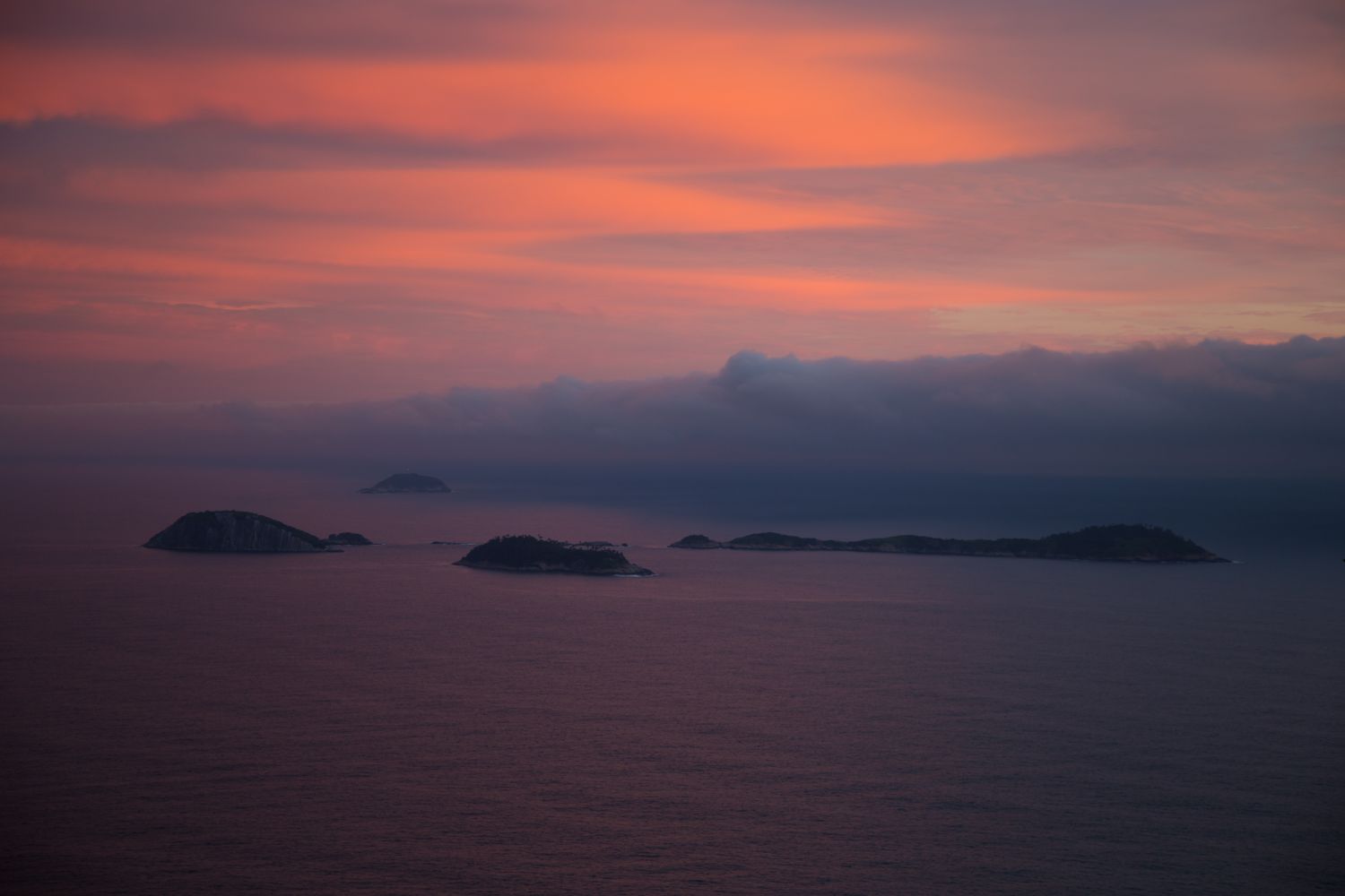 Atardecer en el mar